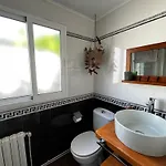 Acogedora Casa En Rinlo, En La De Appartement