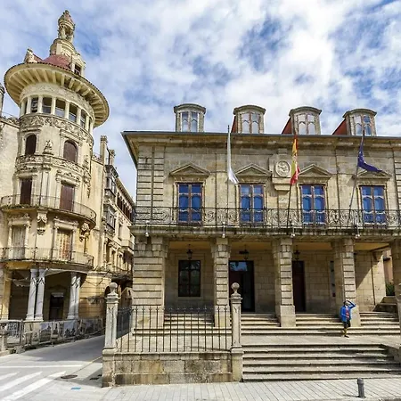 Acogedora Casa En Rinlo, En La De