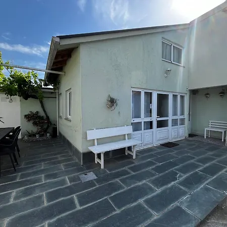 Acogedora Casa En Rinlo, En La De Appartement