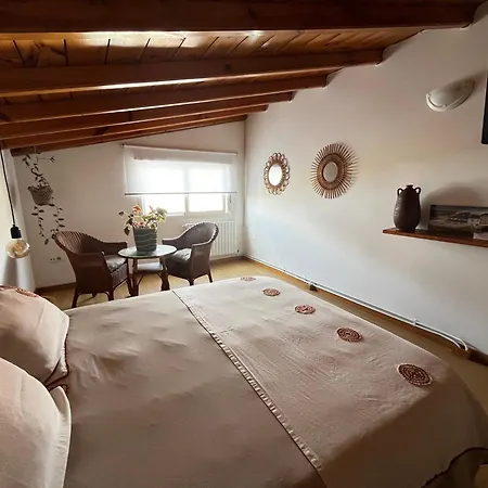 Acogedora Casa En Rinlo, En La De *